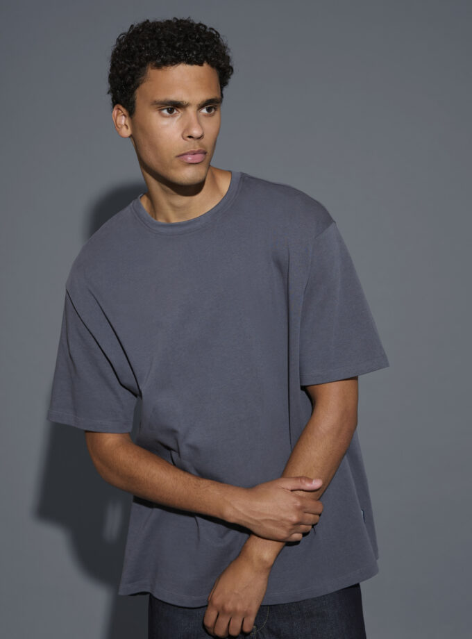 T-SHIRT - GREY