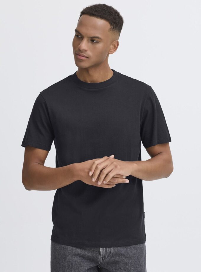 T - SHIRT - BLACK