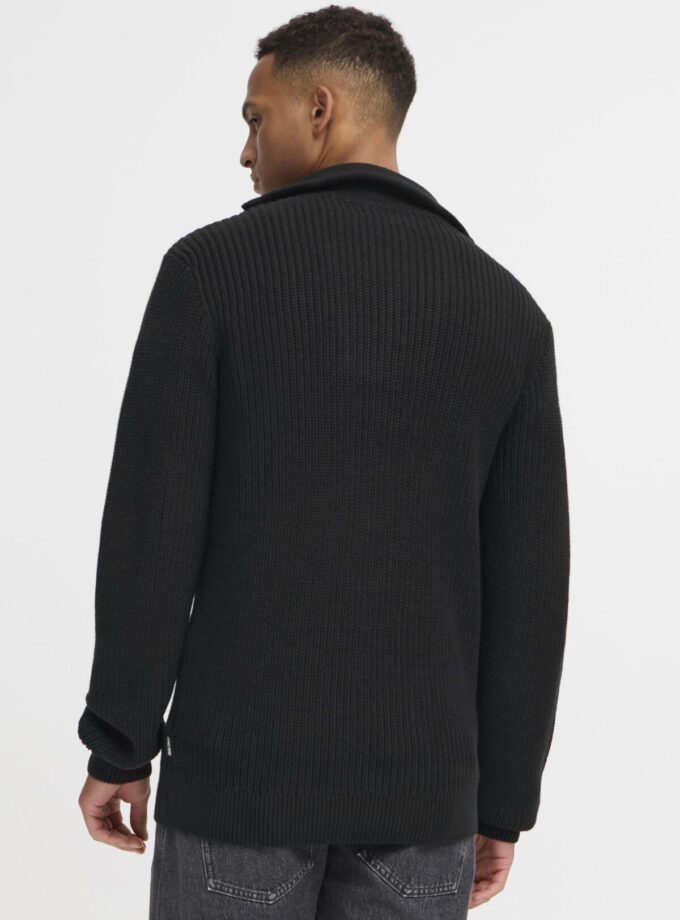 KNITTED SWEATER WITH ZIP NECK - BLACK