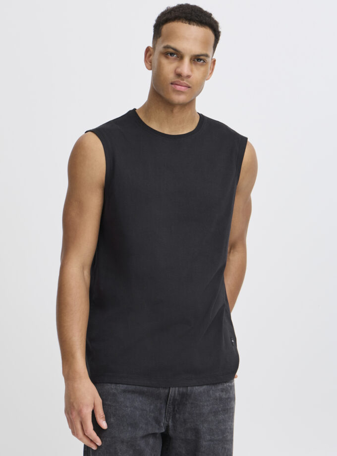 SLEEVELESS T-SHIRT - BLACK