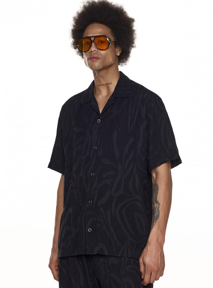 SHORT SLEEVE SHIRT WITH TEXTURED FINISH - BLACK