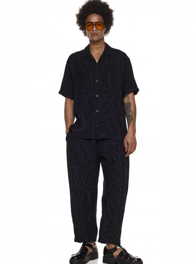 SHORT SLEEVE SHIRT WITH TEXTURED FINISH - BLACK