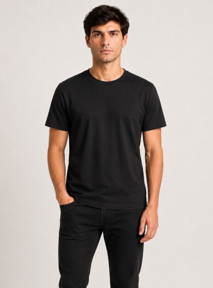 T-SHIRT - BLACK