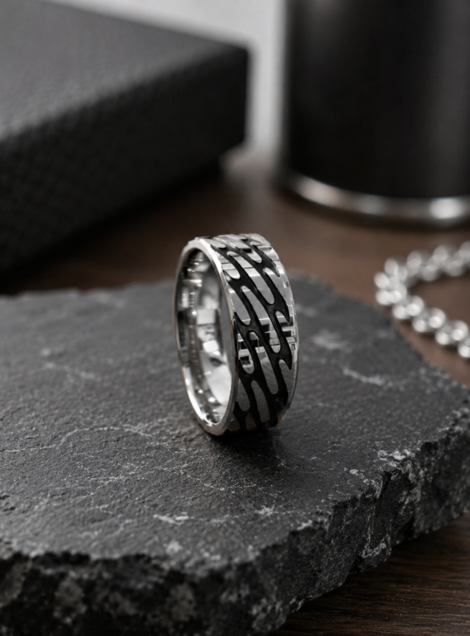 STAINLESS STEEL FLAME PATTERN RING