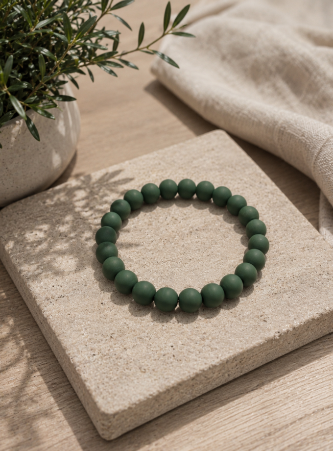 MATTE GREEN BEADED BRACELET