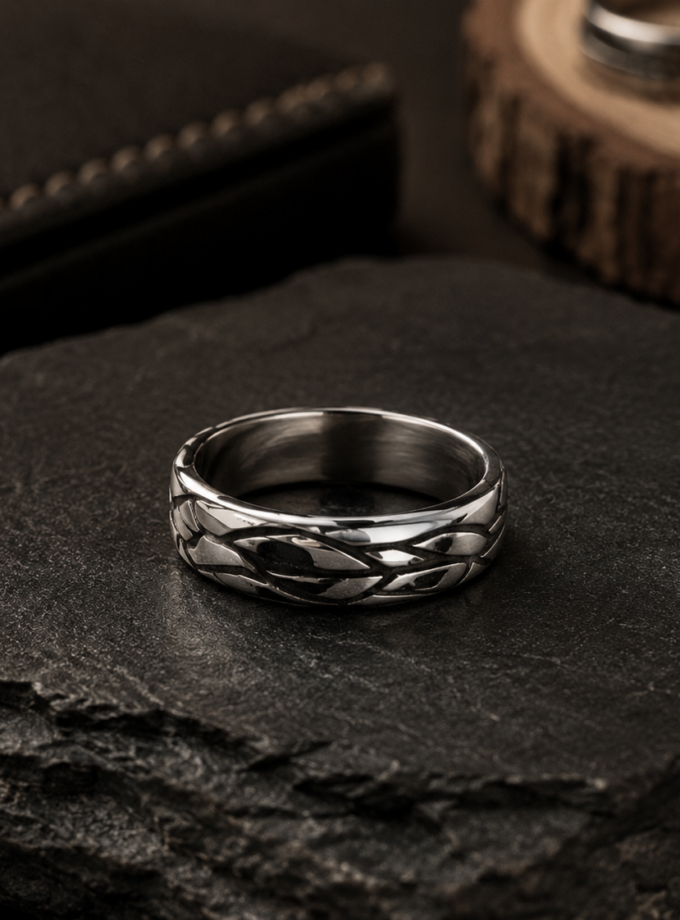 STAINLESS STEEL PATTERNED RING