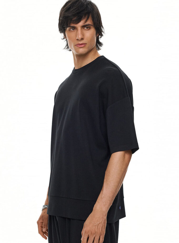T - SHIRT - BLACK