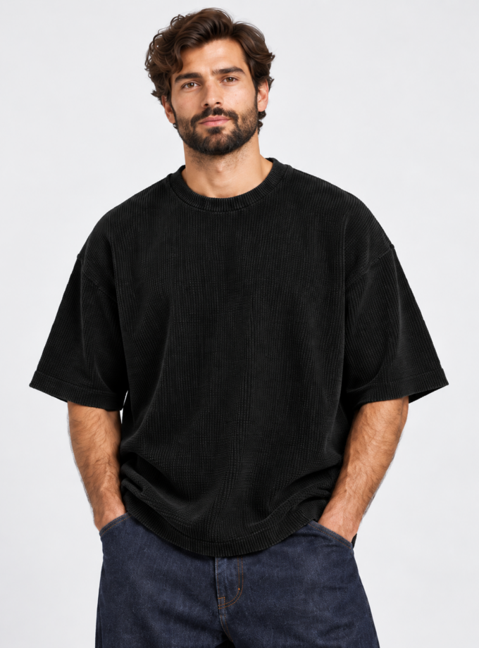 TEXTURED SHORT SLEEVE TOP - BLACK